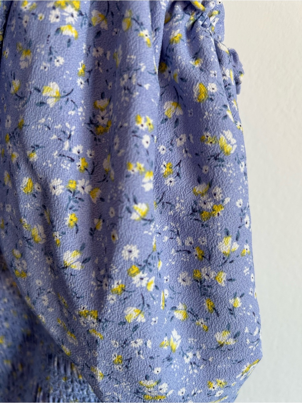 Forever 21 Puff-Sleeve Romantic Mini Dress. Prairie print. Body hugging - Picture 6 of 6
